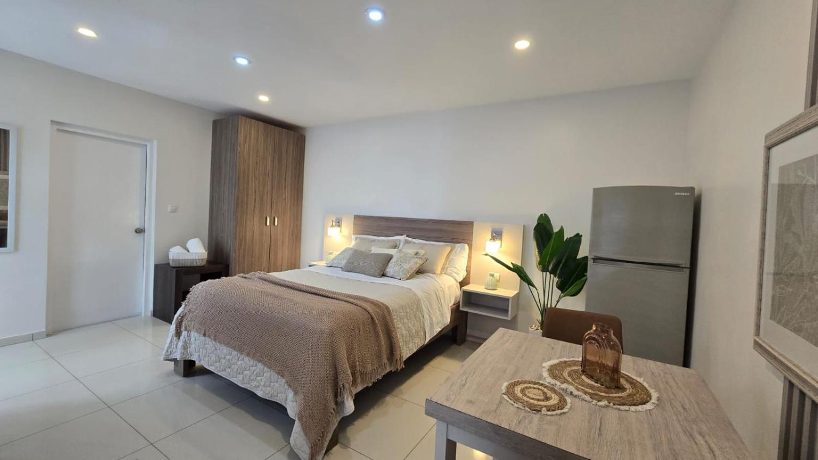 Bubali Residence Палм Бийч Екстериор снимка